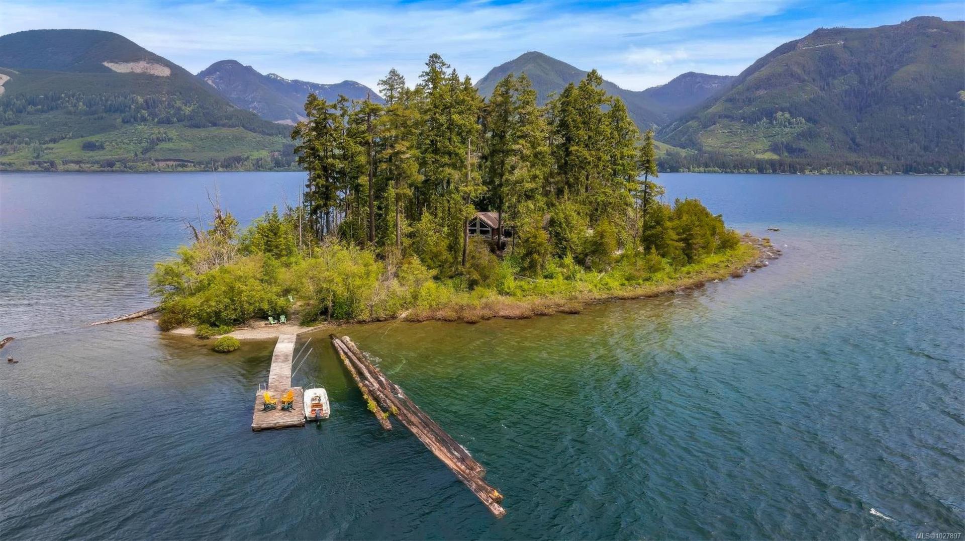 Cedarwood Island – Private island in British Columbia, Canada